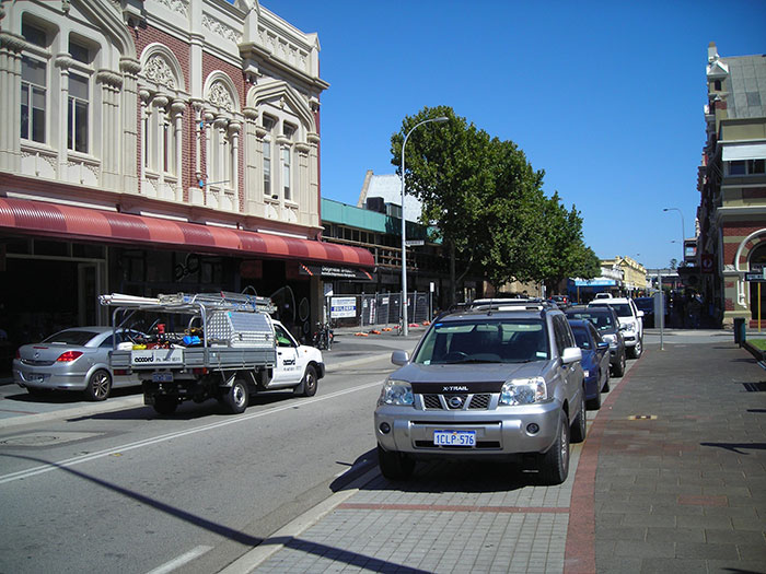 Voyages-Deci-Dela-Australie-Perth-camionnette-dans-les-rues-de-Freemantle