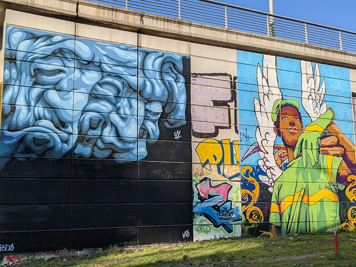 Voyages-Deci-Dela-Spot-13-graffiti-street-art-Paris-Cerveau-bleu-et-street-ange-