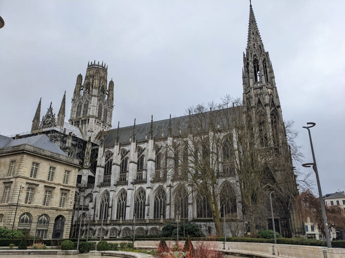 Voyages-Deci-Dela-Abbatiale-Saint-Ouen-à-Rouen-3