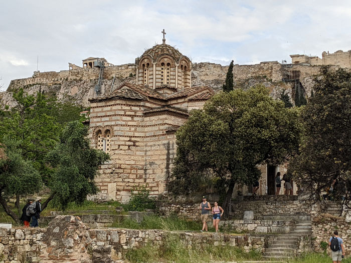 Voyage-Deci-Dela---Église-des-Saints-Apôtres-(Holy-Church-of-the-Holy-Apostles-of-Solakisa-à-Athenes