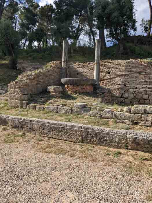 Voyage-Deci-Dela-L'altar-d'hera-5-Olympie-en-Grece