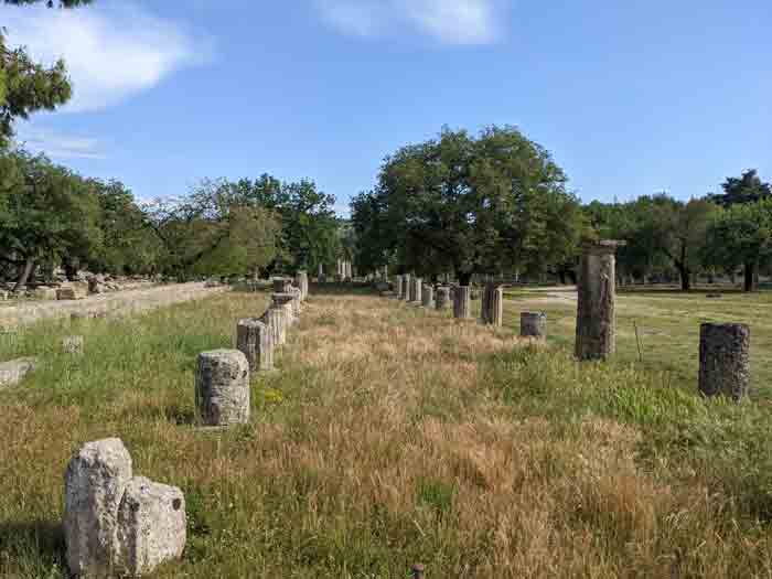 Voyage-Deci-Dela-Le-Gymnasium-Olympie-Grece