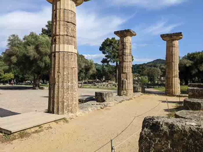 Voyage-Deci-Dela-Temple-d'Hera-2-à-Olympie-Grece