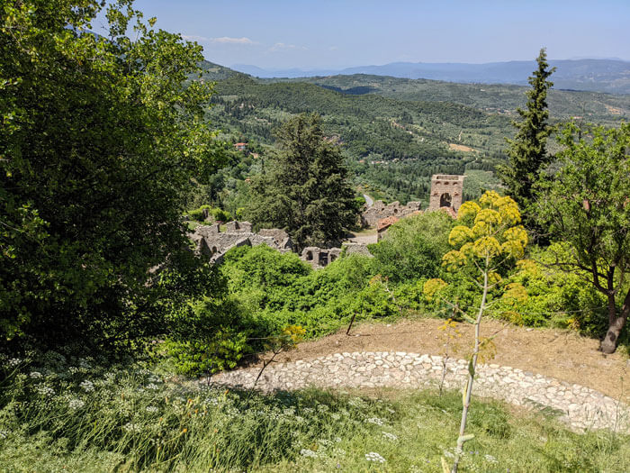 _Voyages-Deci-Dela-Au-sommet-du-chateau-de-Mystra-12-en-Grece