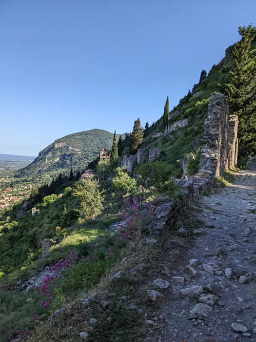 Voyages-Deci-Dela-Panorama-depuis-la-ville-de-Mystra-2-en-Grece