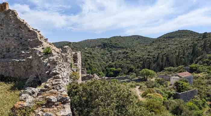 Voyages-Deci-Dela-paleochora-capitale-byzantine-6-de-l'ile-de-Cythère-kythira-Grece