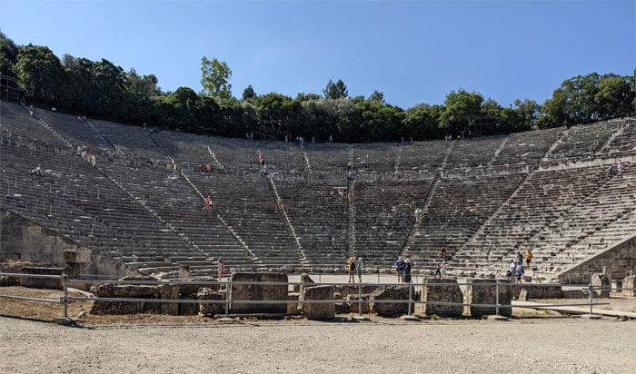 Voyages-Deci-Dela-Theatre-Antique-d'Epidaure-3-en-Grece