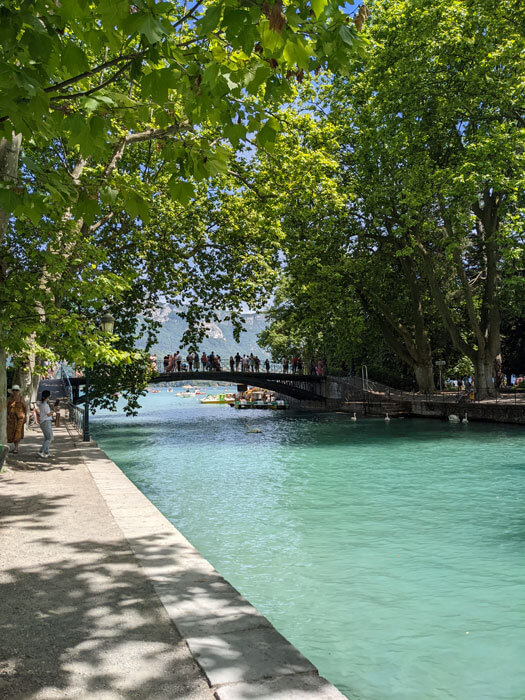 34-Voyages-Deci-Dela-a-proxmité-du-lac-d'Annecy