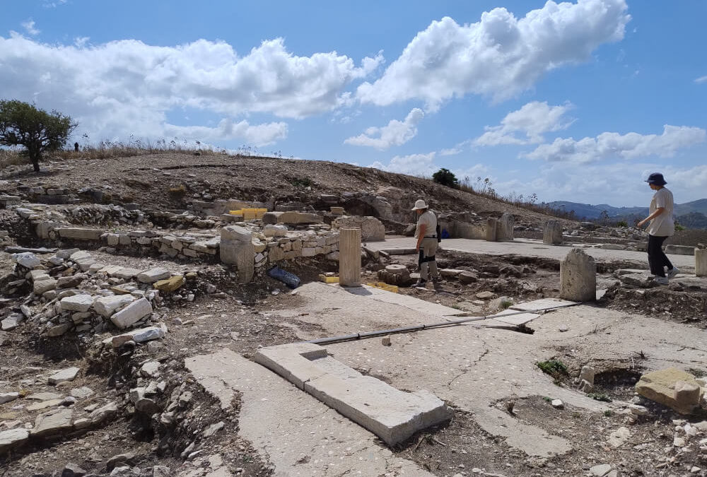 Les vestiges retrouvés à proximité du temple de Segeste (Sicile)