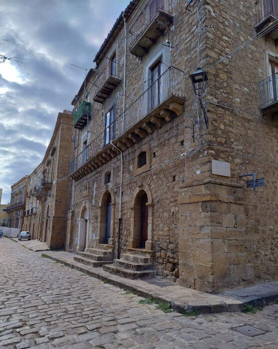 1Voyages Deci Dela-Piazza Armerina-Rue et ruelles de la piazza Armerina
