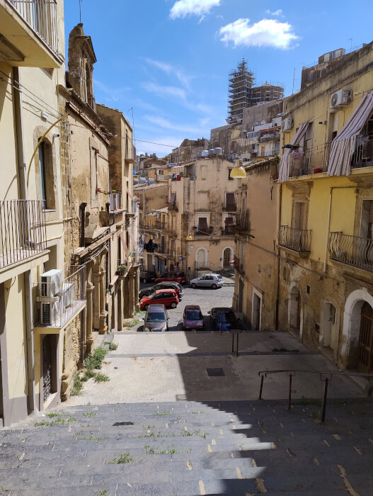 02-Voyages deci dela-Caltagirone-scala di santa maria del monte sicile-rue et ruelles