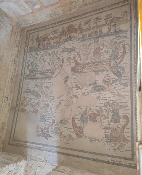 05-Voyages-deci-dela-villa-romaine-du-casale-second-room-of-the-private-flat