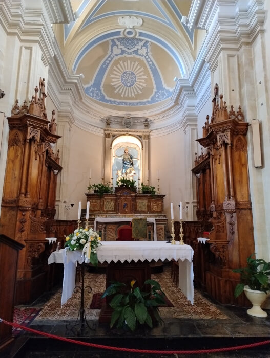 06-Voyages Deci dela-eglise-Chiesa di Santa Maria delle Scale- Raguse