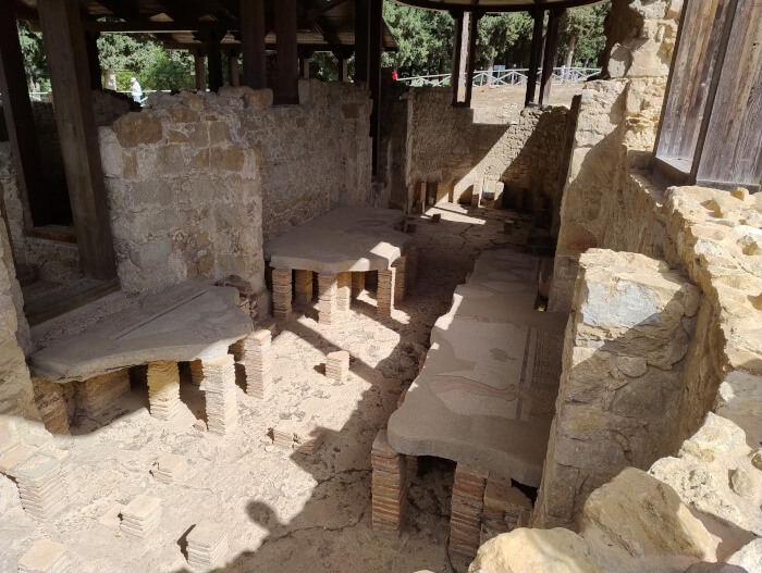 3-Voyages Deci Dela-Villa romaine du Casale-Tepidarium