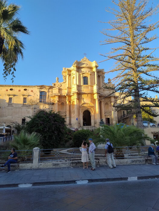 01-Voyages Deci Dela-Eglise-cathedrale-chiesa di san Carlo a Noto