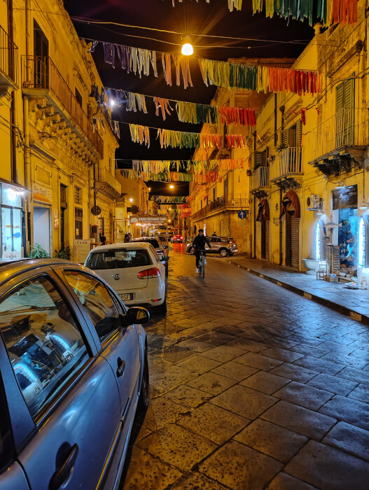 05-Voyages Deci Dela-rue et ruelles de Noto de nuit