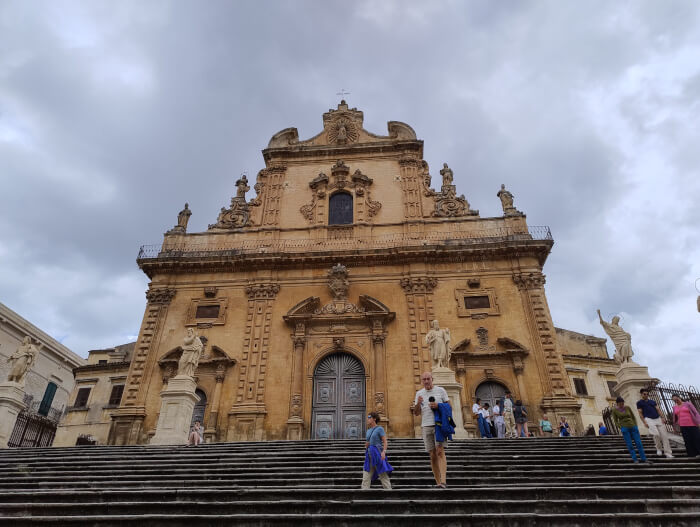 01-Voyages Deci Dela-Eglise Modica San Pietro -sicile