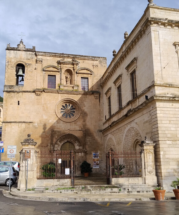 01-Voyages Deci Dela-Eglise Santa Maria del Carmine-sicile